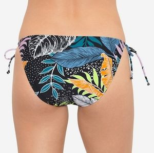 🏖☀️ SALT +COVE  buttom swimsuit size small 😎